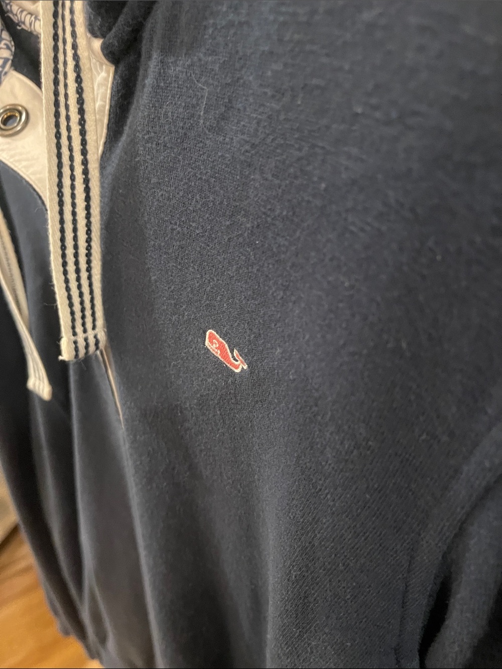 Vineyard Vines Navy Pullover Hoodie with White Lining & Drawstrings - Picture 6 of 9